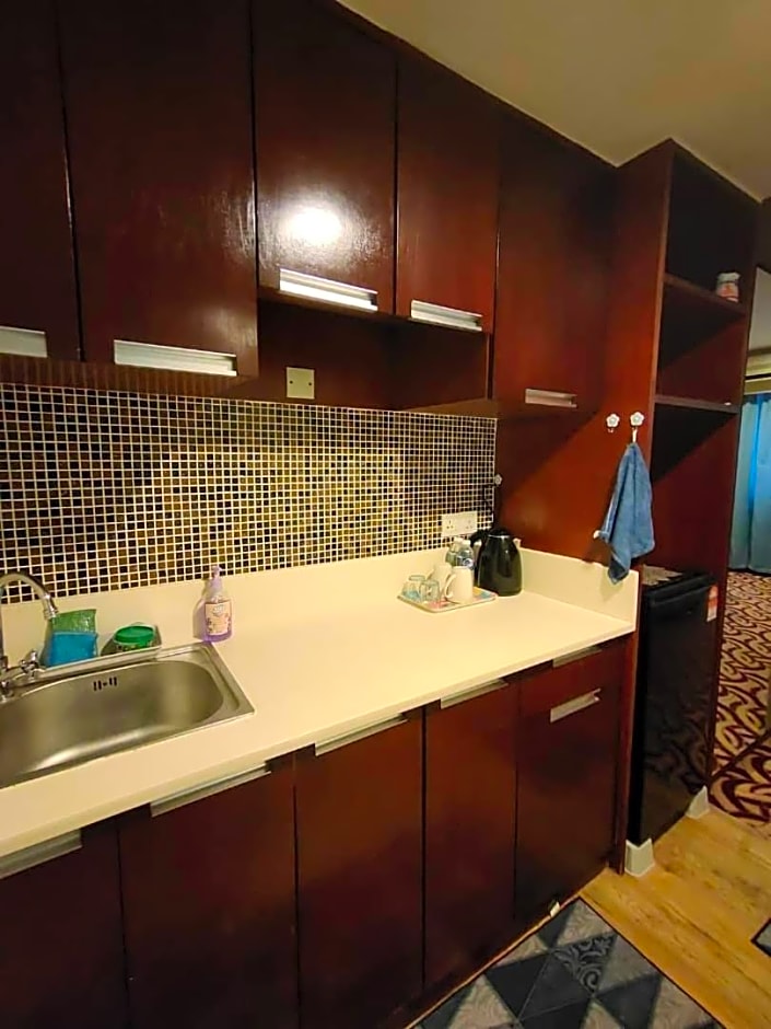 Stay In Kay Kay Hotel Suite at South China Sea Place Suite