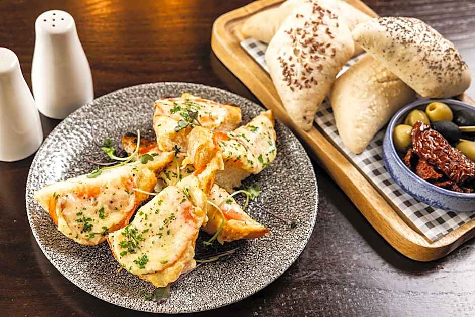 The Monterey Hotel, Sure Hotel Collection by Best Western