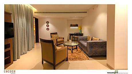 Royal Silk Suite with Balcony