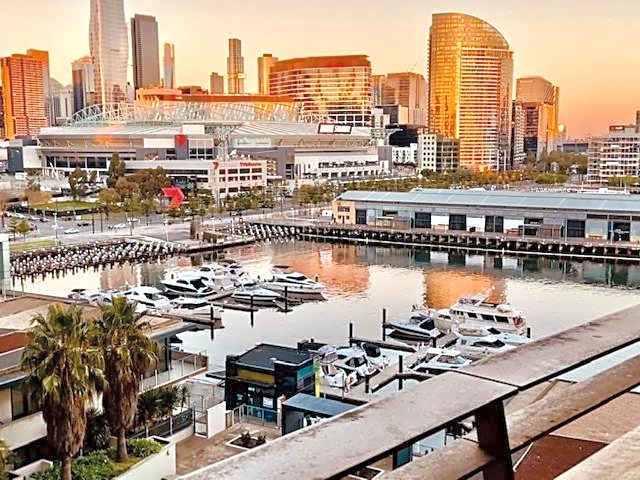 AKOM AT Docklands