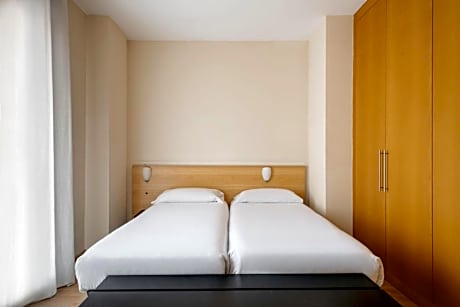 Deluxe Apartment with Terrace