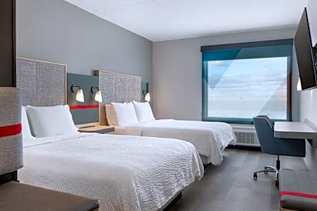 Standard Room with Two Queen Beds