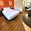 Studio 6 Suites - Riverside, CA South