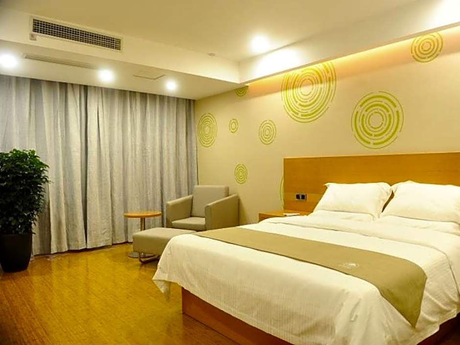 GreenTree Inn Zhenjiang Dagang New District Tonggang Road Butterfly Square