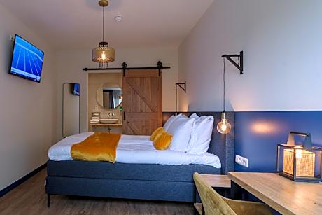 King Room with Garden View