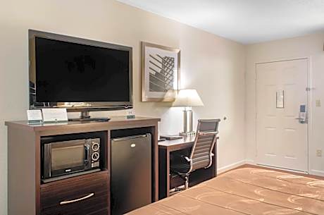 King Room - Non-Smoking