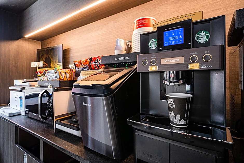 Hotel24ST.UrbanBrown Seosan lakepark 