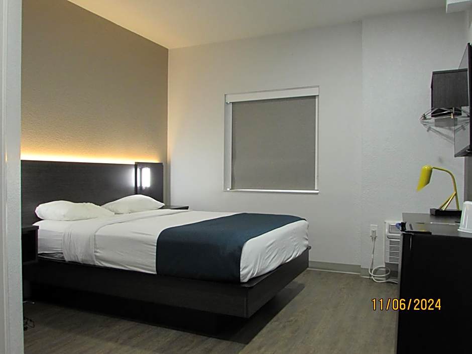 Motel 6-West Des Moines, IA