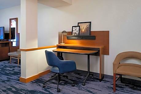 Studio with Two Queen Beds and Sofa Bed - Hearing Accessible