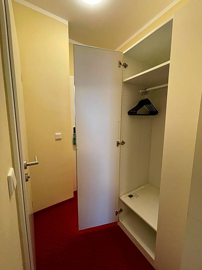 Palm Premium Hotel & Apartments