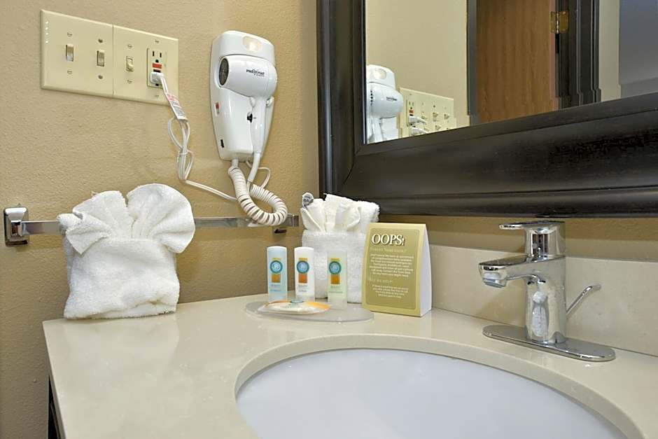 Quality Inn US65 & E Battlefield Rd Springfield