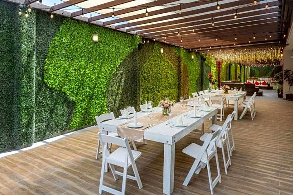 Loa Inn Business Centro Puebla