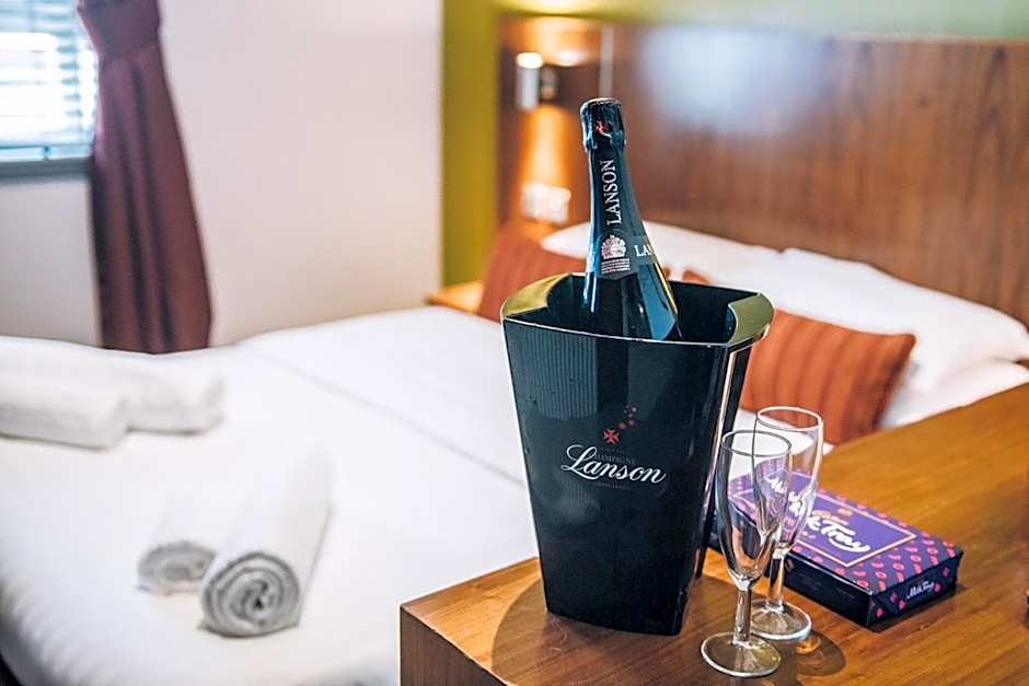 The Commercial Hotel