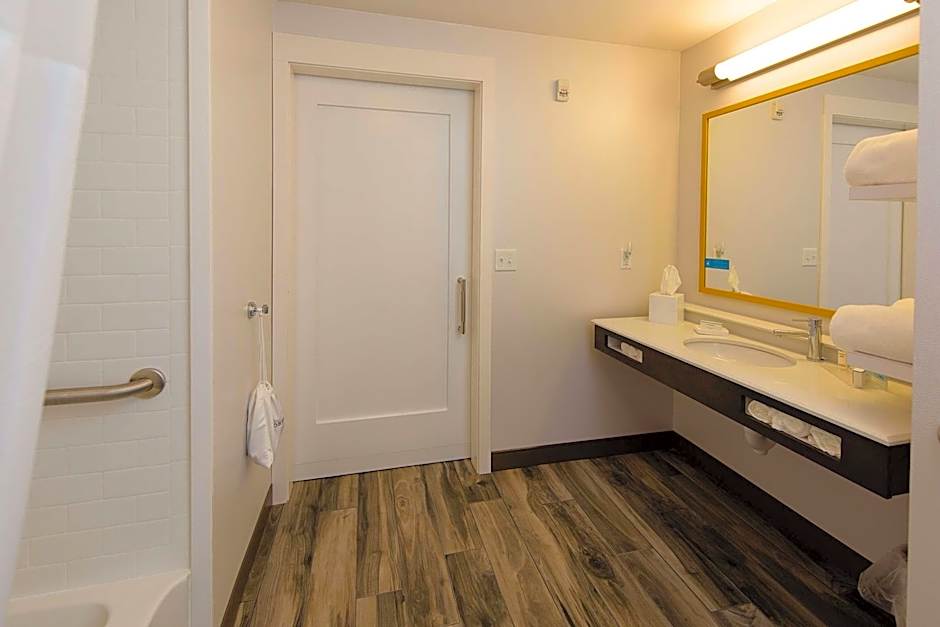 Hampton Inn By Hilton Superior Duluth