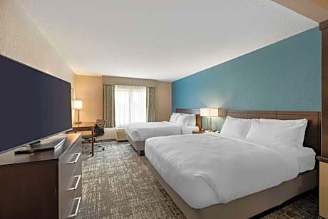 Queen Suite with Two Queen Beds and Sofa Bed