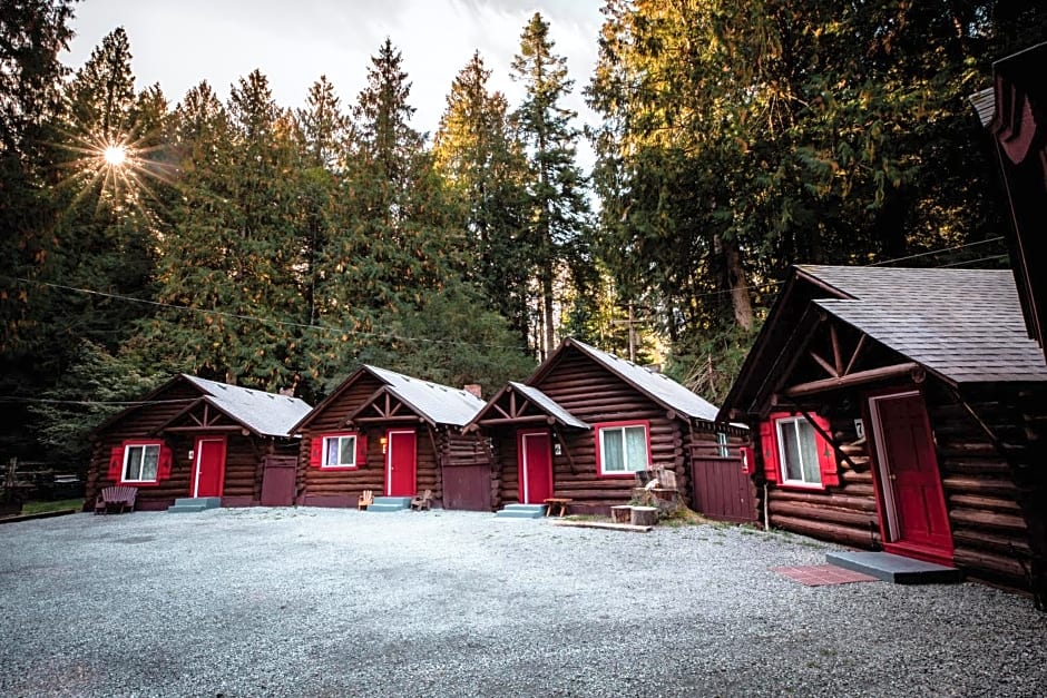 Gateway Inn & Cabins