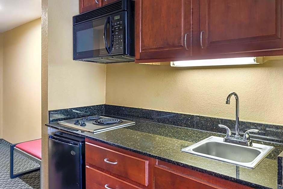 Comfort Inn & Suites Carneys Point
