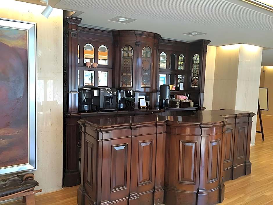 Saga Grace Hotel