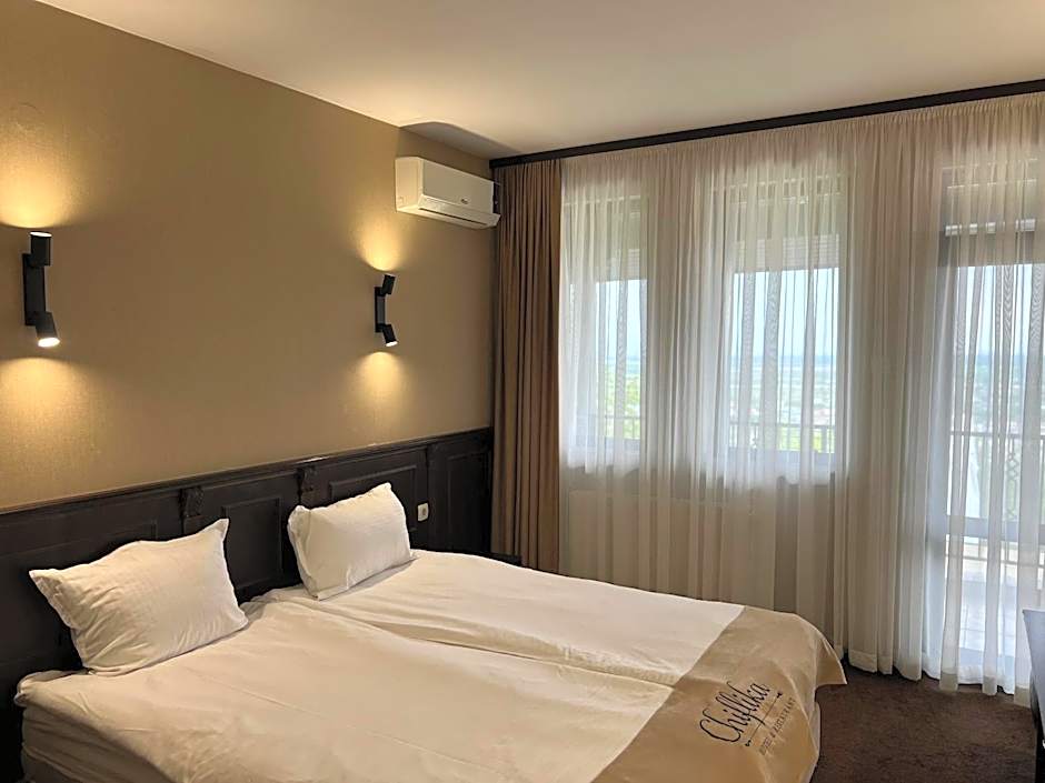 Chiflika Family Hotel