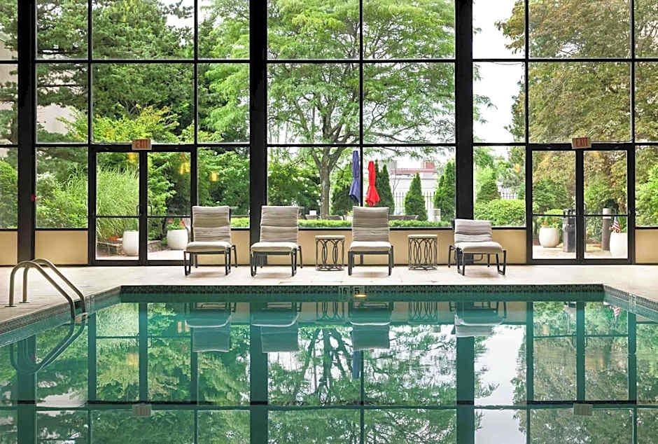 DoubleTree By Hilton Hotel Boston - Milford