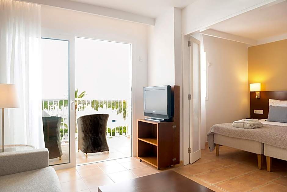 Sunprime Atlantic View Suite & Spa