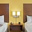 La Quinta Inn & Suites by Wyndham Houston Nw Beltway 8 / West Rd