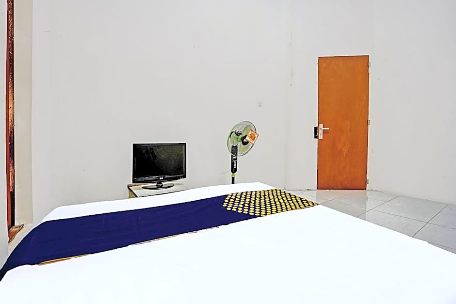 OYO LIFE 92077 Tarlo Guest House 3