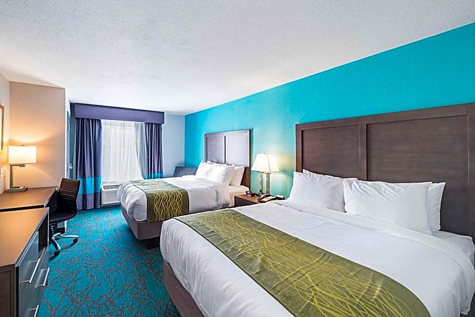 Comfort Inn & Suites