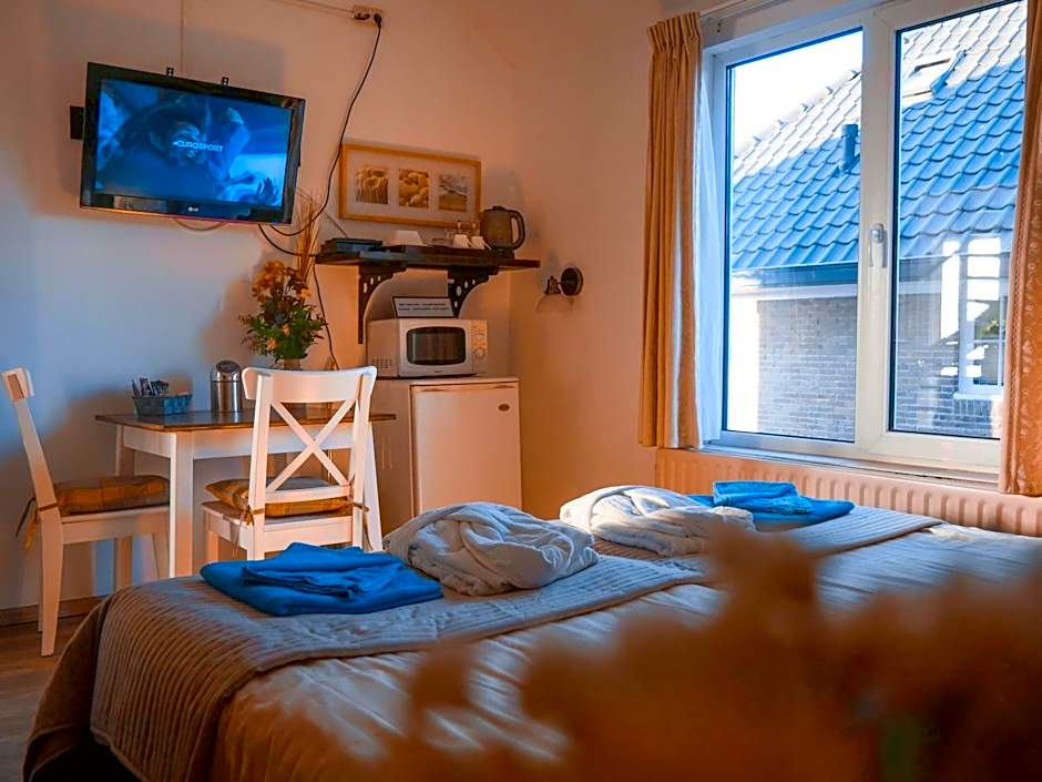 Hotel / Pension Villa Tanahlot