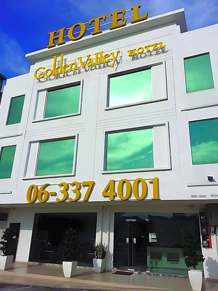 Golden Valley Hotel
