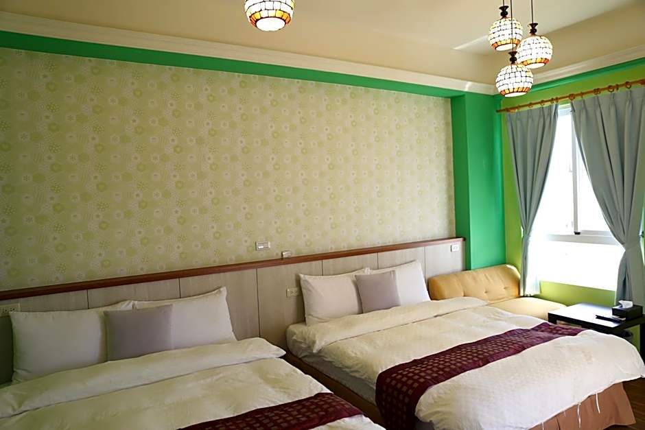 輕旅小站 Soft Travel Hostel