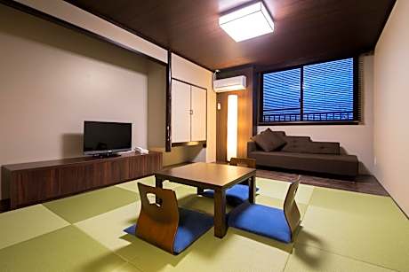 Renovated Japanese-Style Room with Shared Bathroom - Non-Smoking