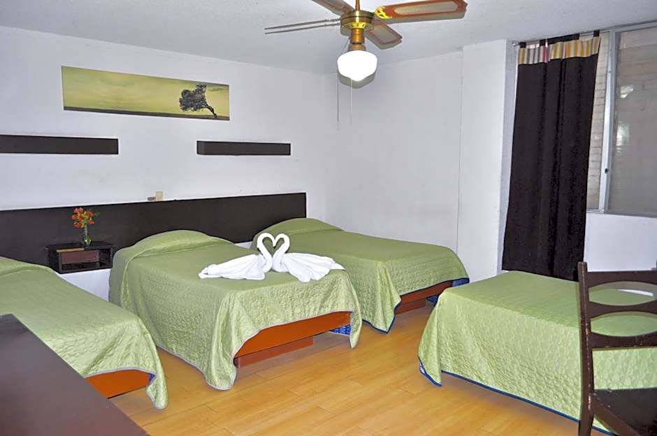 Hotel Trevi
