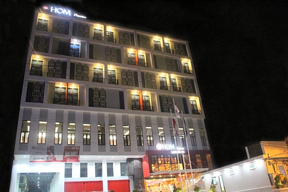 @Hom Premiere Abepura