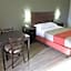 Travelodge by Wyndham Lansing