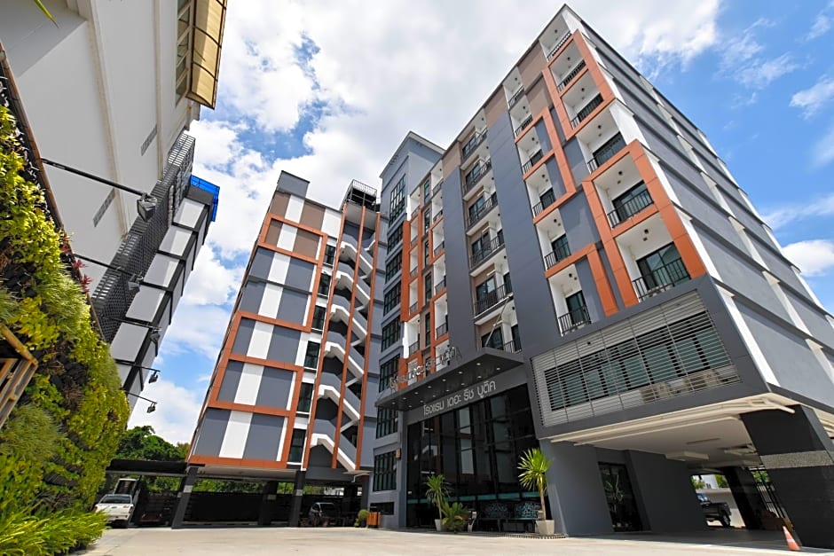 The Riche Boutique Hotel Don Mueang Airport