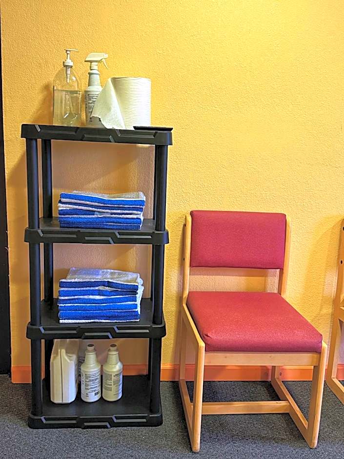 Super 8 by Wyndham Hillsville