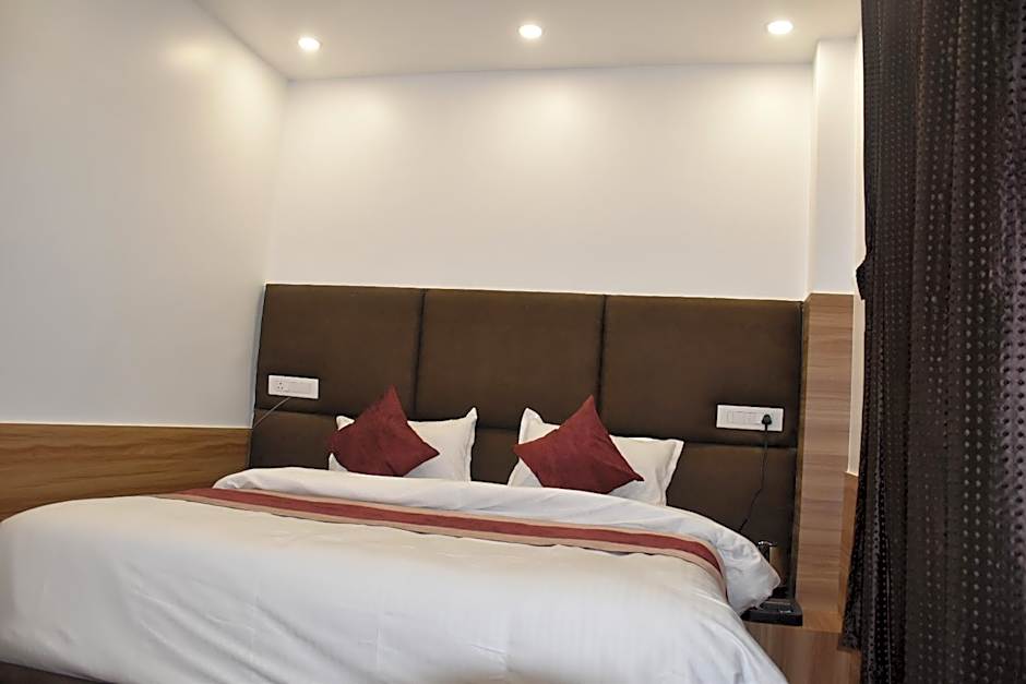 Hotel Obsidian Red