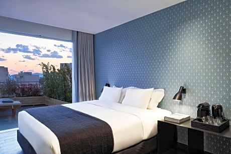 ATHENS VIEW LOFT WITH JACUZZI AND PRIVATE TERRACE