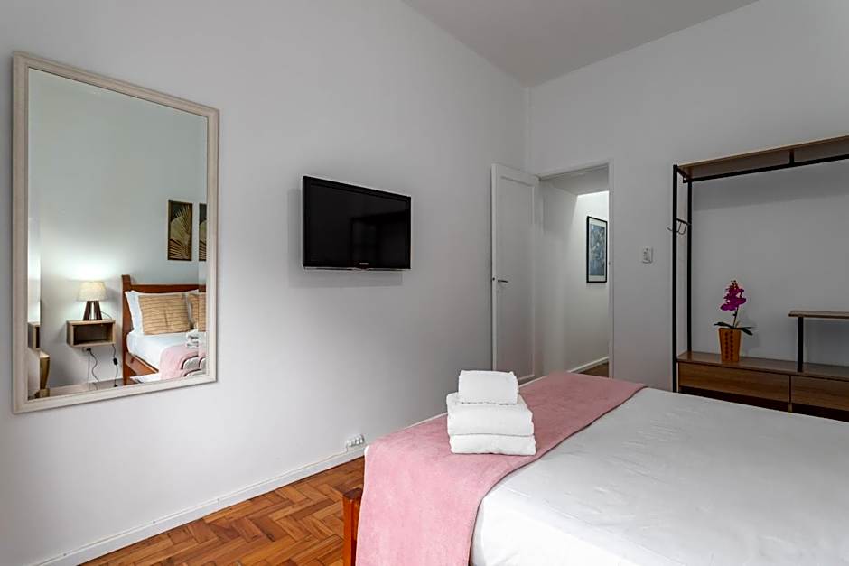 Aconchego em Copacabana - Decoração clássica - BR911 Z4