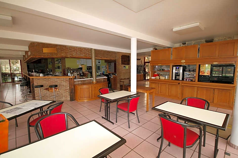 Logis Auberge La Diege