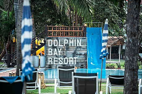 Dolphin Bay Resort
