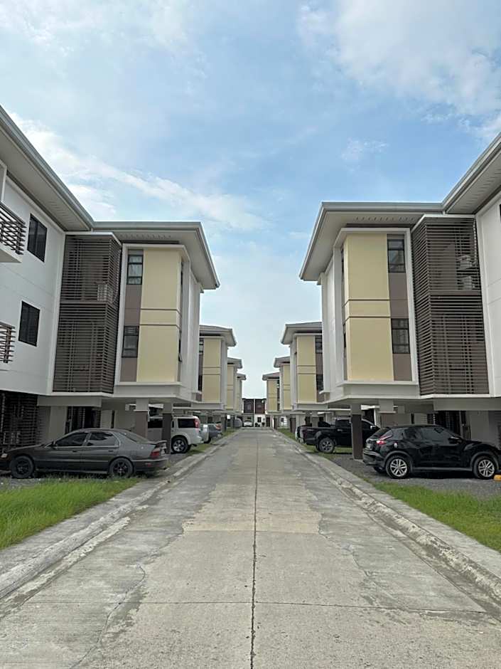 Almond drive Condo Cozy 1BR Talisay