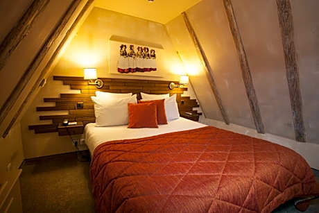 Duplex Suite with Balneo Bath