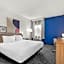 Spark by Hilton Lexington Hamburg