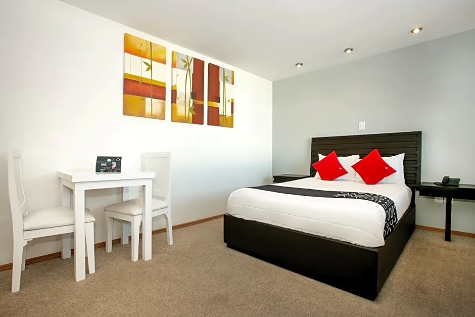 Hotel Euro Confort,Pachuca