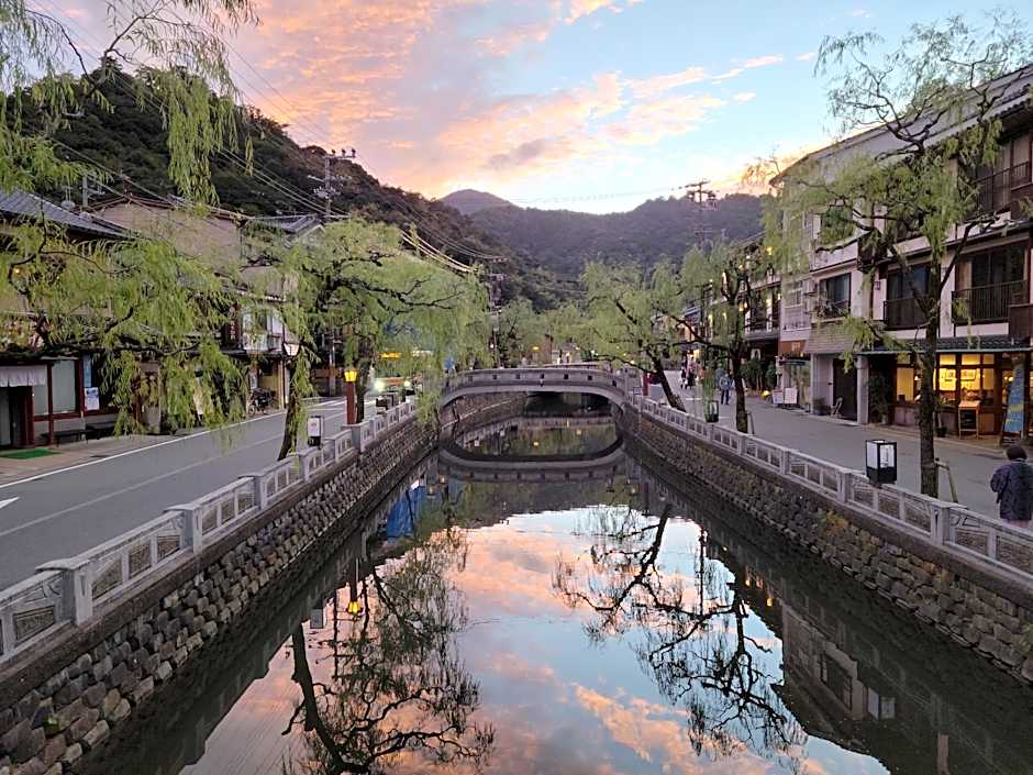 Tsukimotoya Ryokan