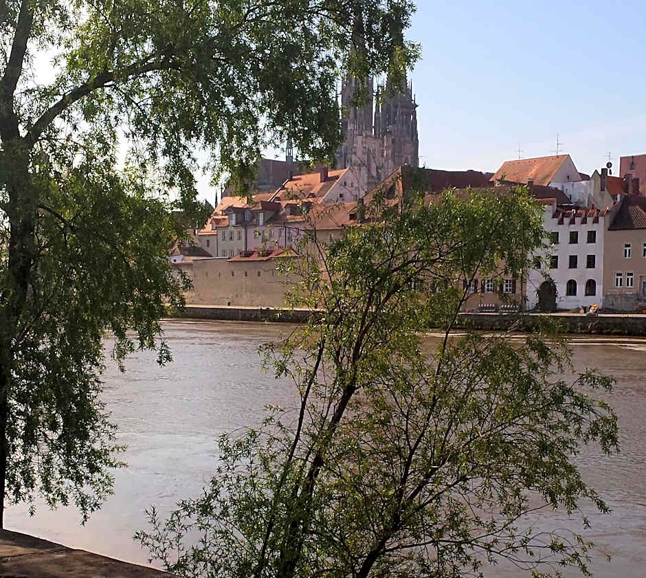 SORAT Insel-Hotel Regensburg