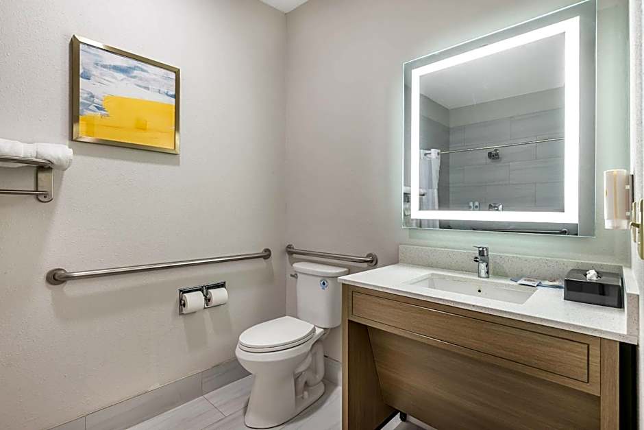 Comfort Inn Davenport East - Bettendorf