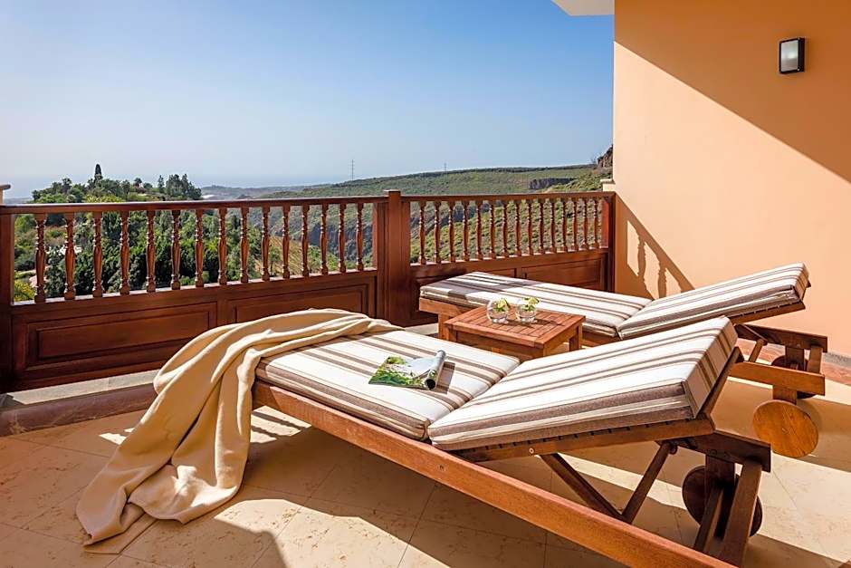 Casa León Royal Retreat